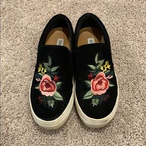 Steve Madden Floral Velvet Slip Ons